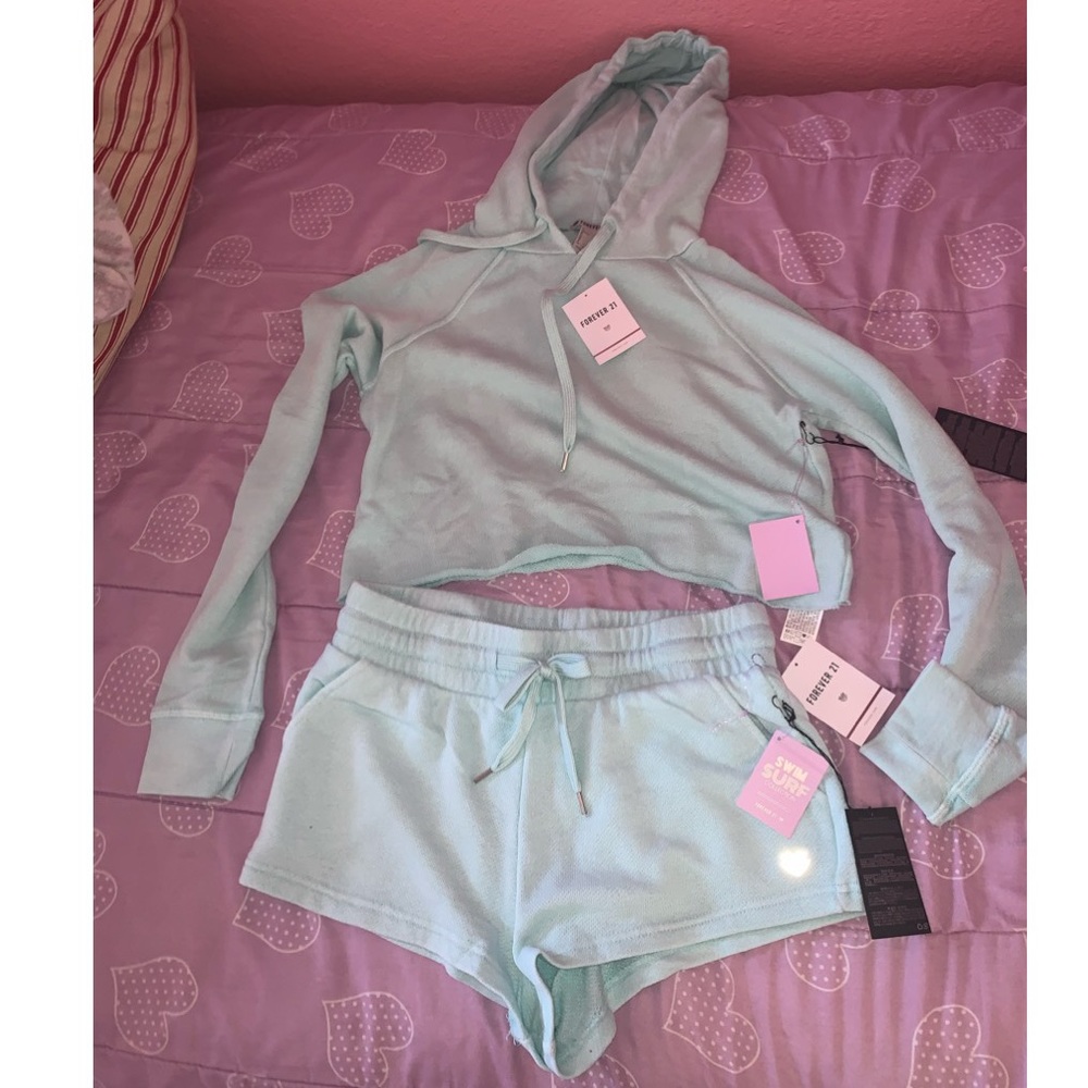 Athletic/Top-Shorts Knit